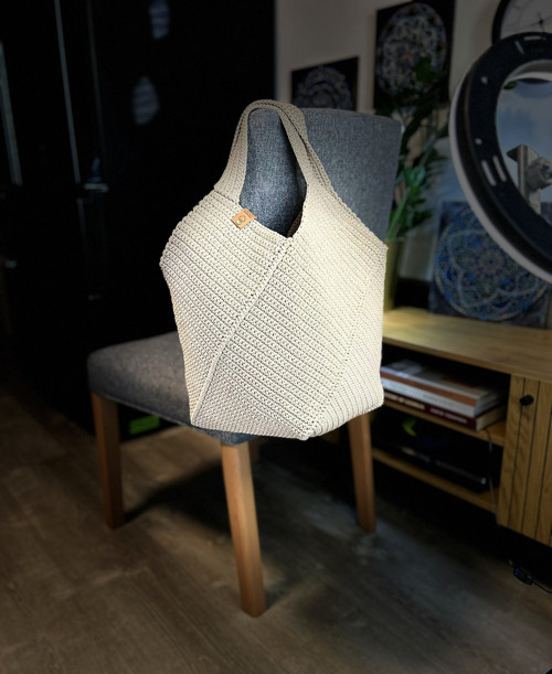 Háčkovaná taška "squarebag" — foto 3