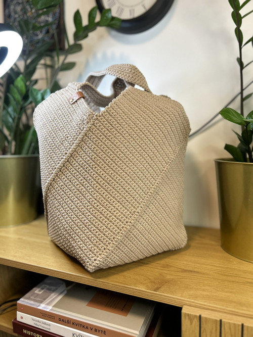 Háčkovaná taška "squarebag" — foto 4