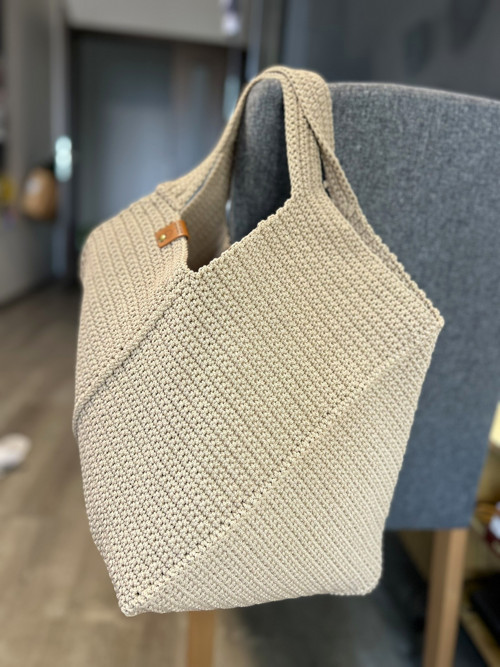 Háčkovaná taška "squarebag" — foto 5