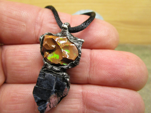 Talisman ,, Tenet " — foto 2
