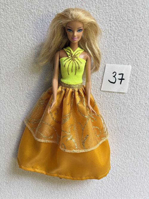 Barbie šatičky-oblečky č.37 — foto 2