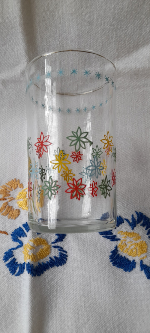 Tři sklenky — foto 3
