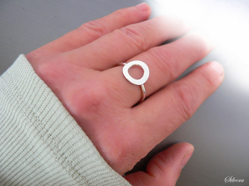 Stříbrný 925 prstýnek Pure Circle — foto 3