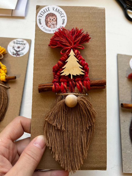 Macrame vánoční skřítek Cinnamon — foto 2