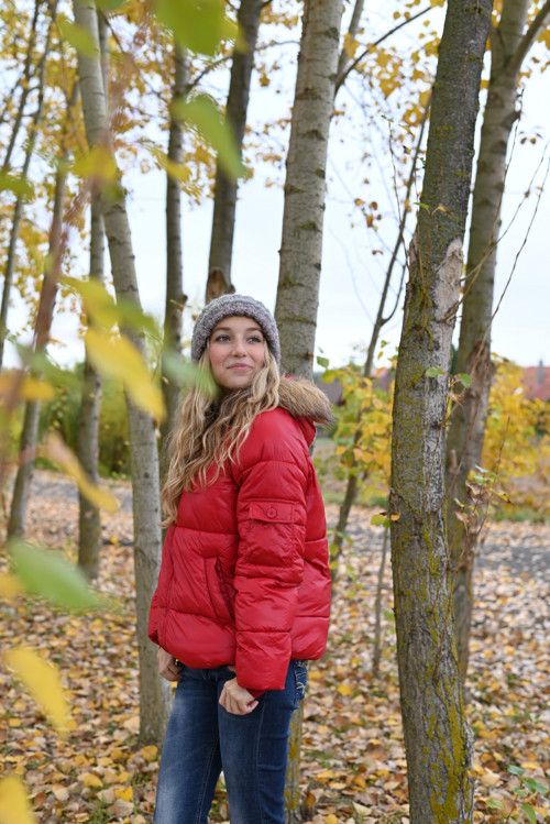 Čepice alpaka bouclé v šedé — foto 6