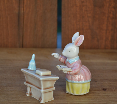 Kázání - porcelánová soška — foto 2