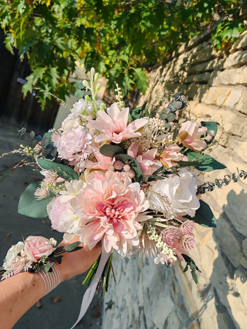 Svatební kytice White Rose — foto 2
