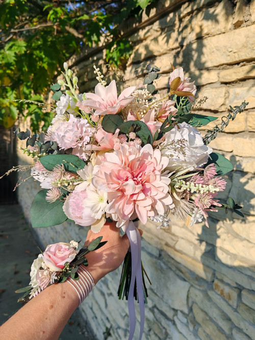 Svatební kytice White Rose — foto 4