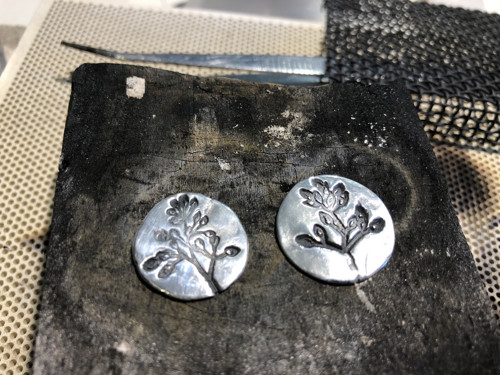 Talismany a amulety, POUKAZ — foto 4
