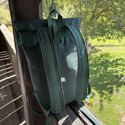 Podzimní les + přední kapsa na zip — foto 4