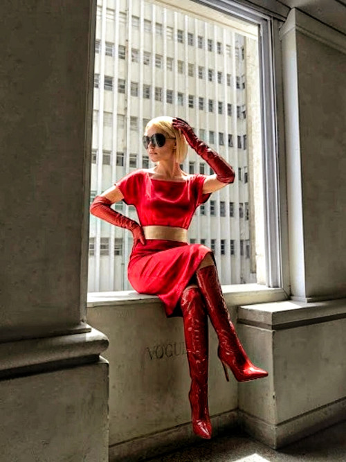 Red woman — foto 2