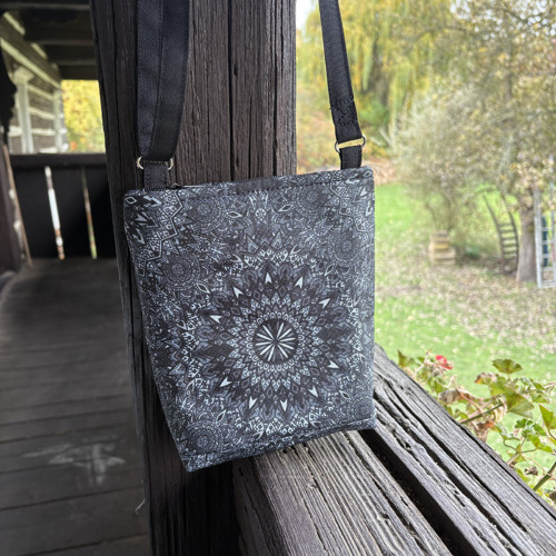 Šedočerné mandaly - mini kabelka — foto 2