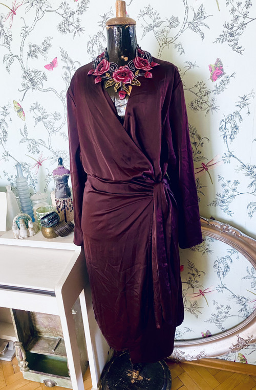 Šaty zavinovací dark violet — foto 2