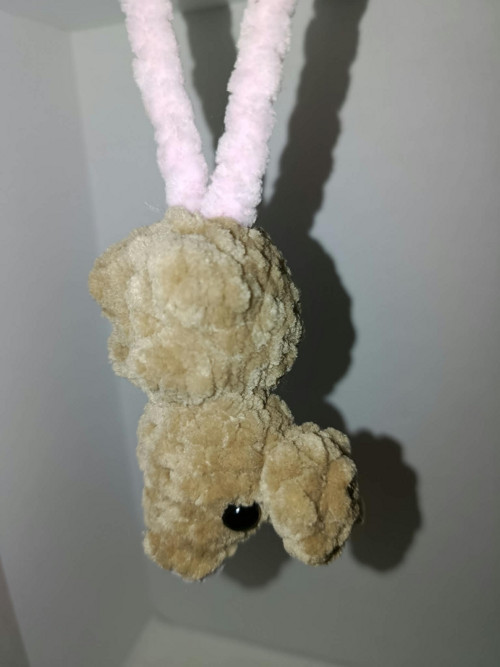 Háčkovaná závěsná myška do auta — foto 2