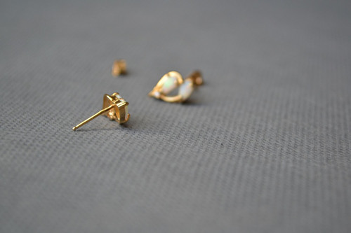 Náušnice s opály a diamanty — foto 3