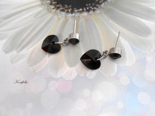Náušnice - Swarovski srdíčka barvy černé — foto 2