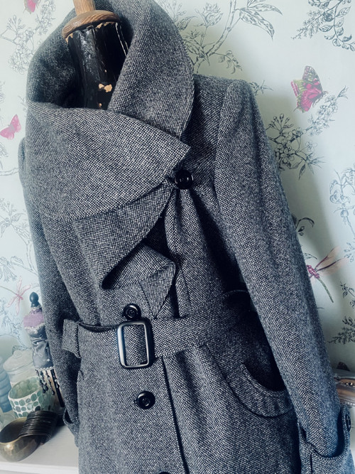 Kabát luxusní modelový — foto 3