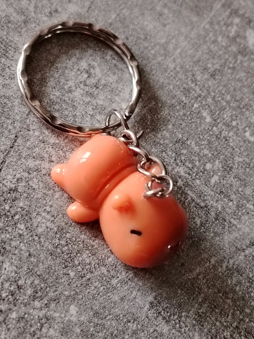 Přívěsek kapybara ležící — foto 5