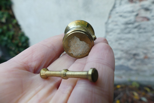 Hmoždíř..mosazná miniatura — foto 4