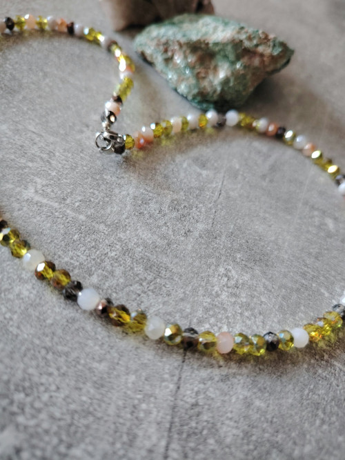 Náhrdelník choker - blýskavé rondelky — foto 6