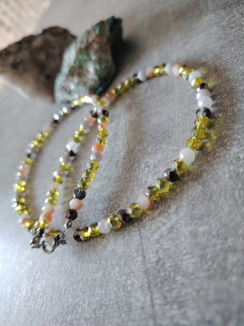 Náhrdelník choker - blýskavé rondelky — foto 2