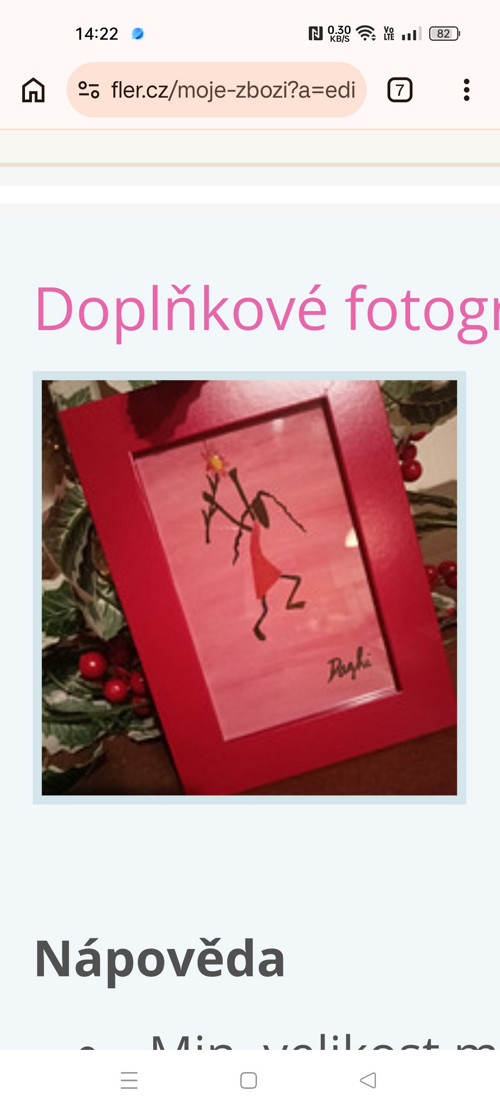 Holčička s kytičkou - obrázek v dřevěném rámečku — foto 3