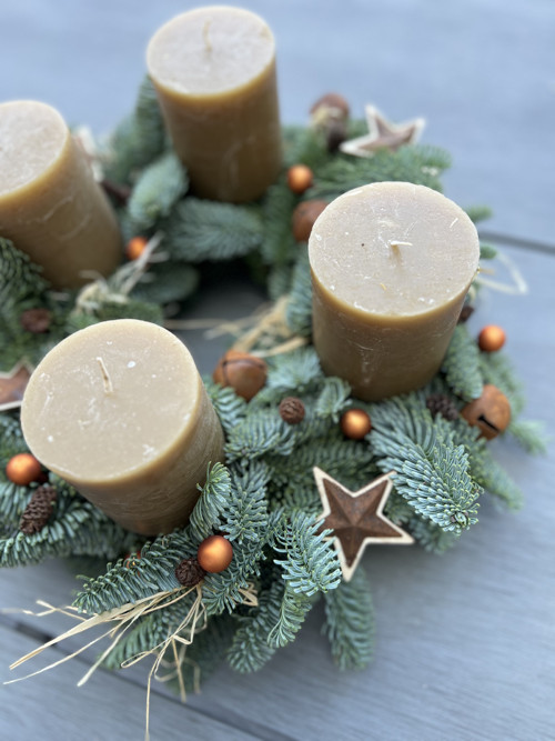 Adventní věnec hnědý — foto 3