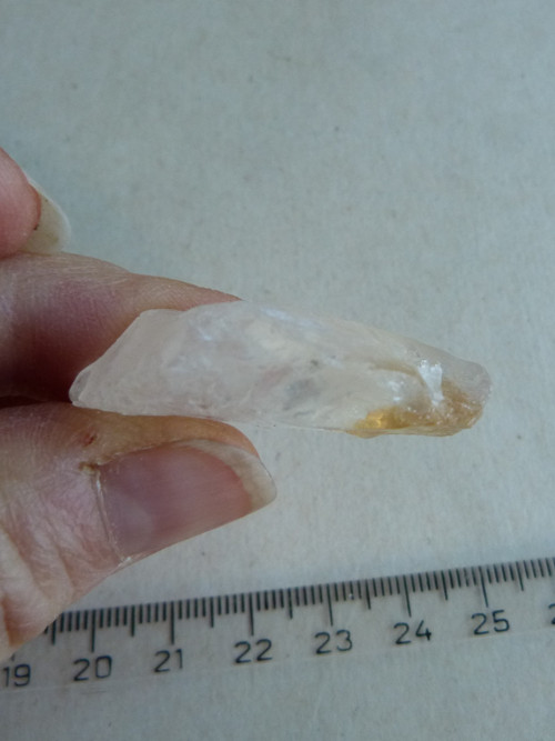 Citrín surový - 3,8 cm — foto 6