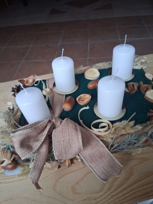 Svícen adventní staročeský — foto 2