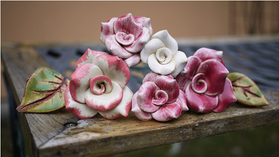Mrazuvzdorná keramická růže