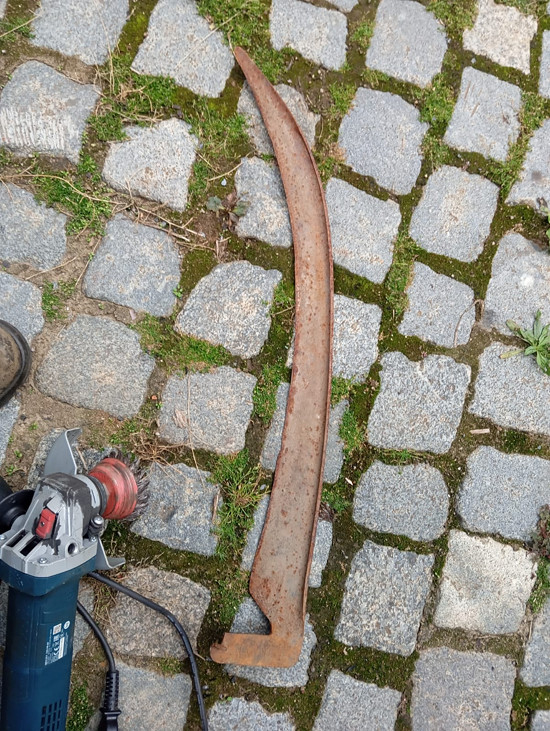 před kartáčováním