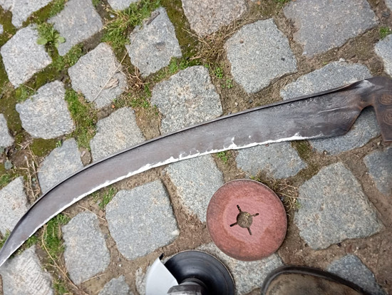 zabroušení důlkové koroze