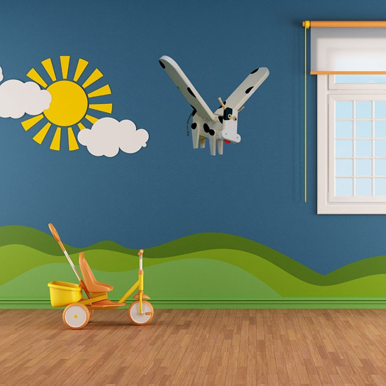 létající kráva - dekorace v dětském pokoji