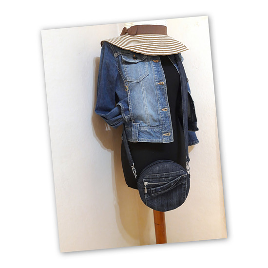 Kulatá crossbody kabelka